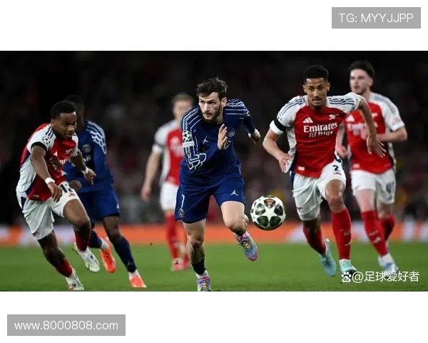 阿森纳领先争夺圣保罗新星卢卡